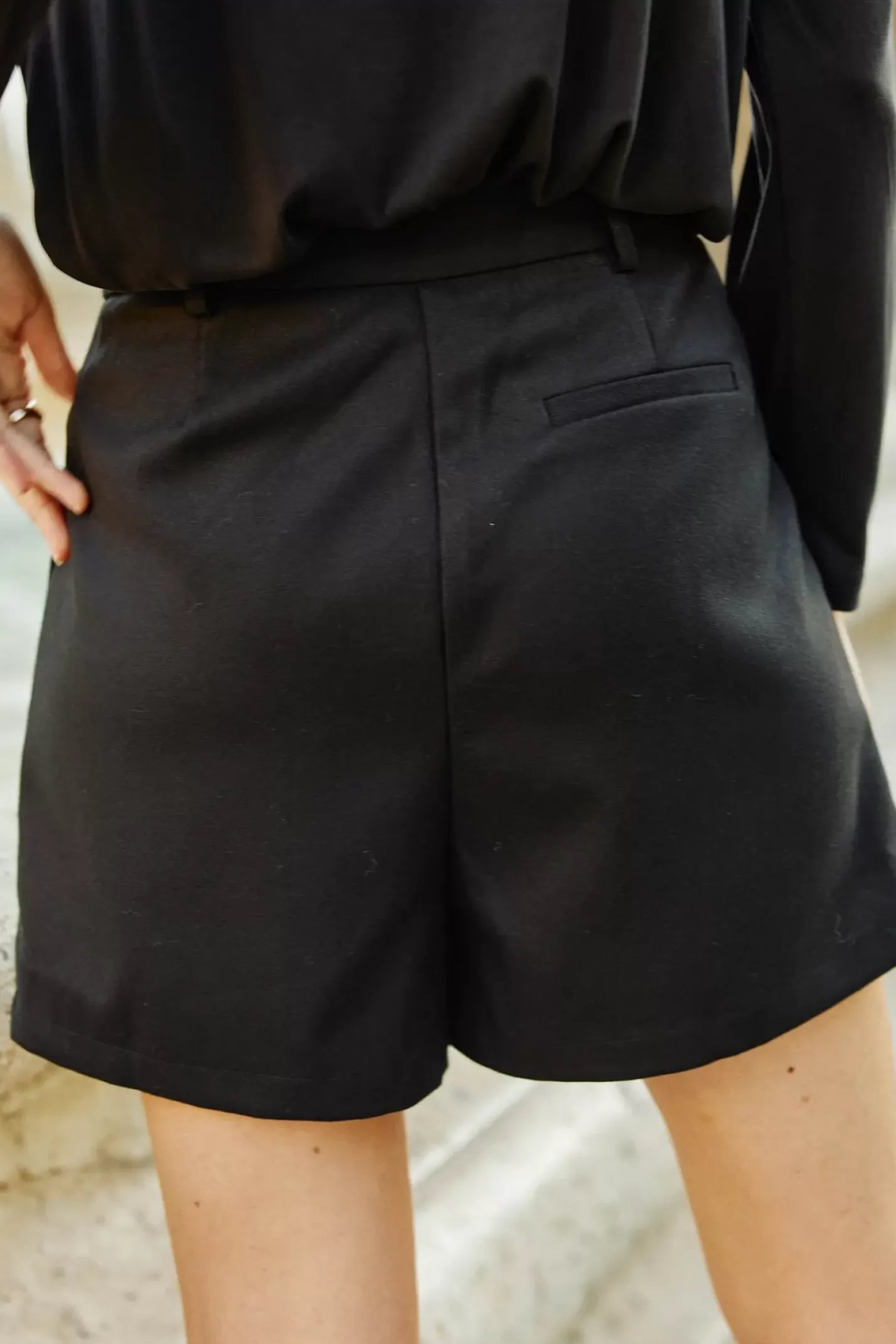 LA PETITE ÉTOILE Jupes & Shorts|Short Ezielle Noir